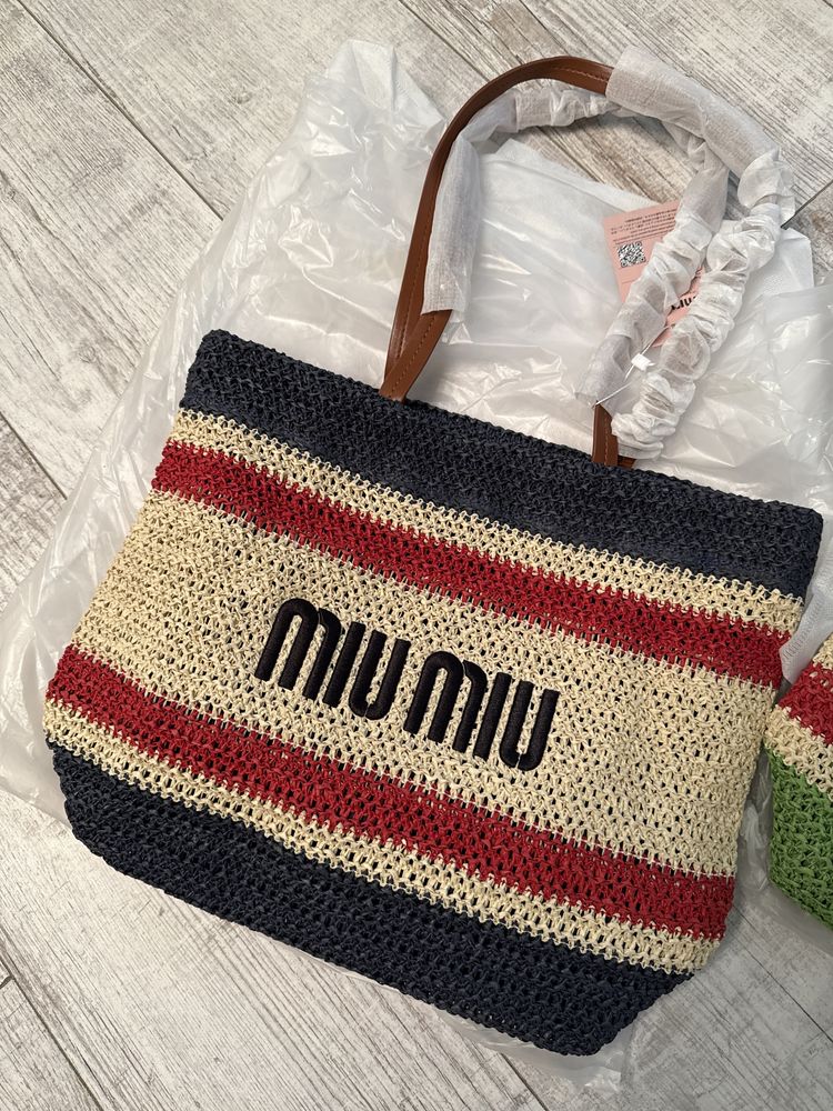 Сумка-Кроше Miu miu crochet bag солома та шкіра в кольорах 2025 тренд
