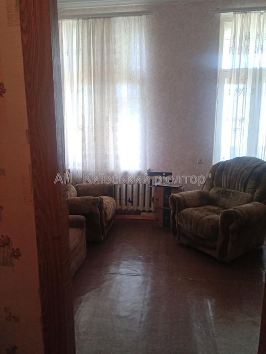 Продаж недорого 4 к. квартири в затишному ДВРЗ!