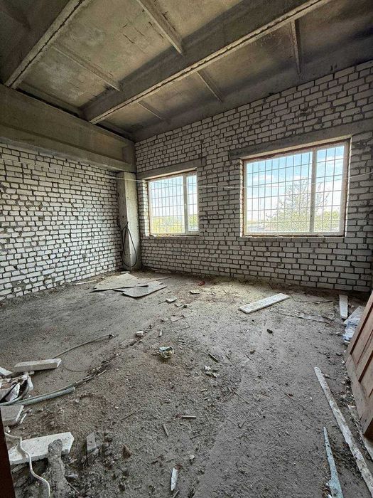 Продаж комерційного приміщення (виробничого-складського) м.Городище