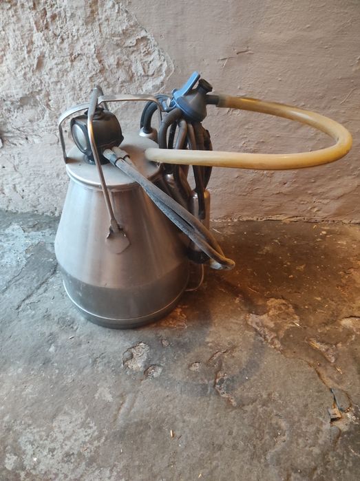 Sprzedam sprzęt do dojenia