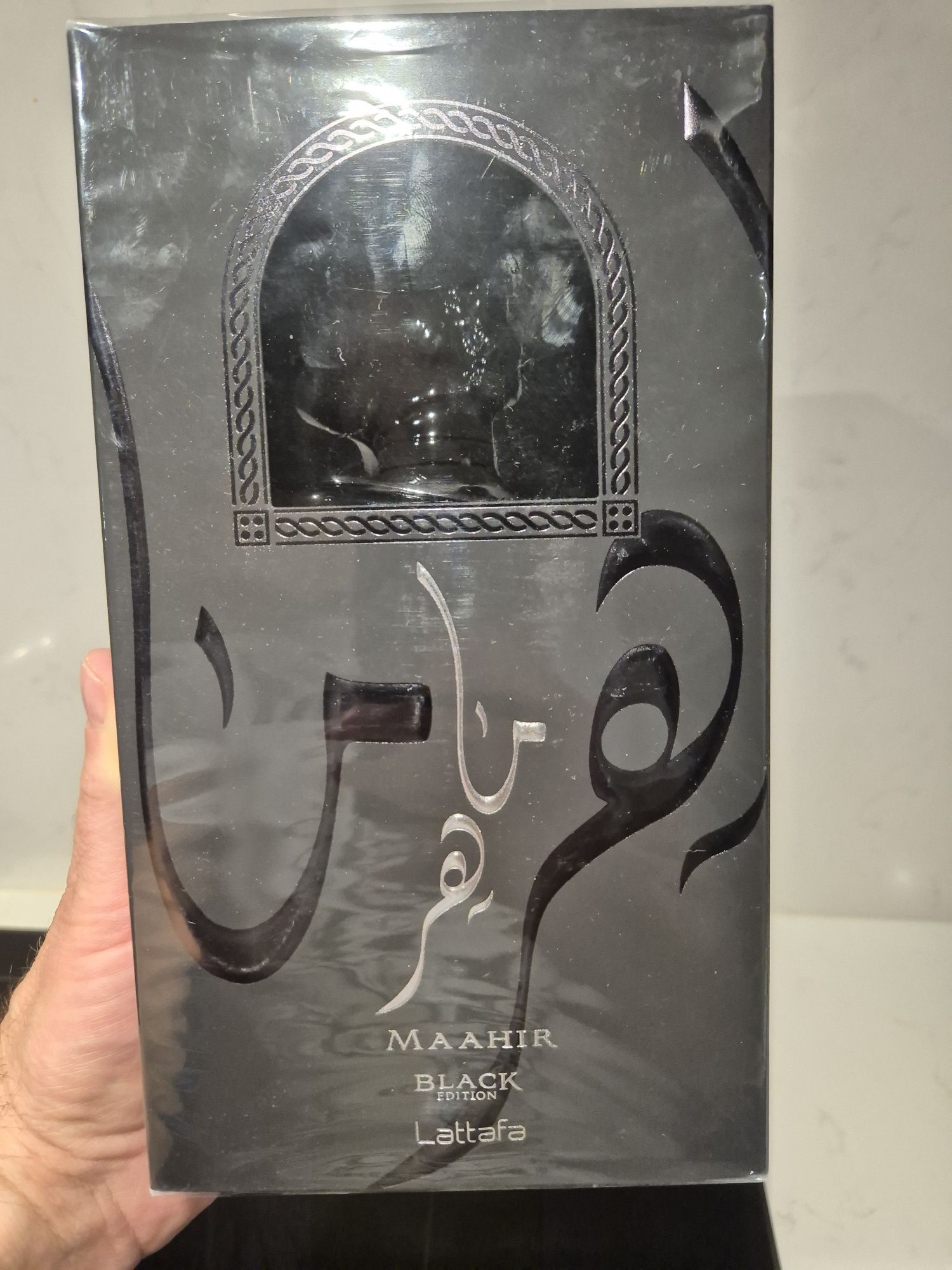Lattafa Maahir Black Edition