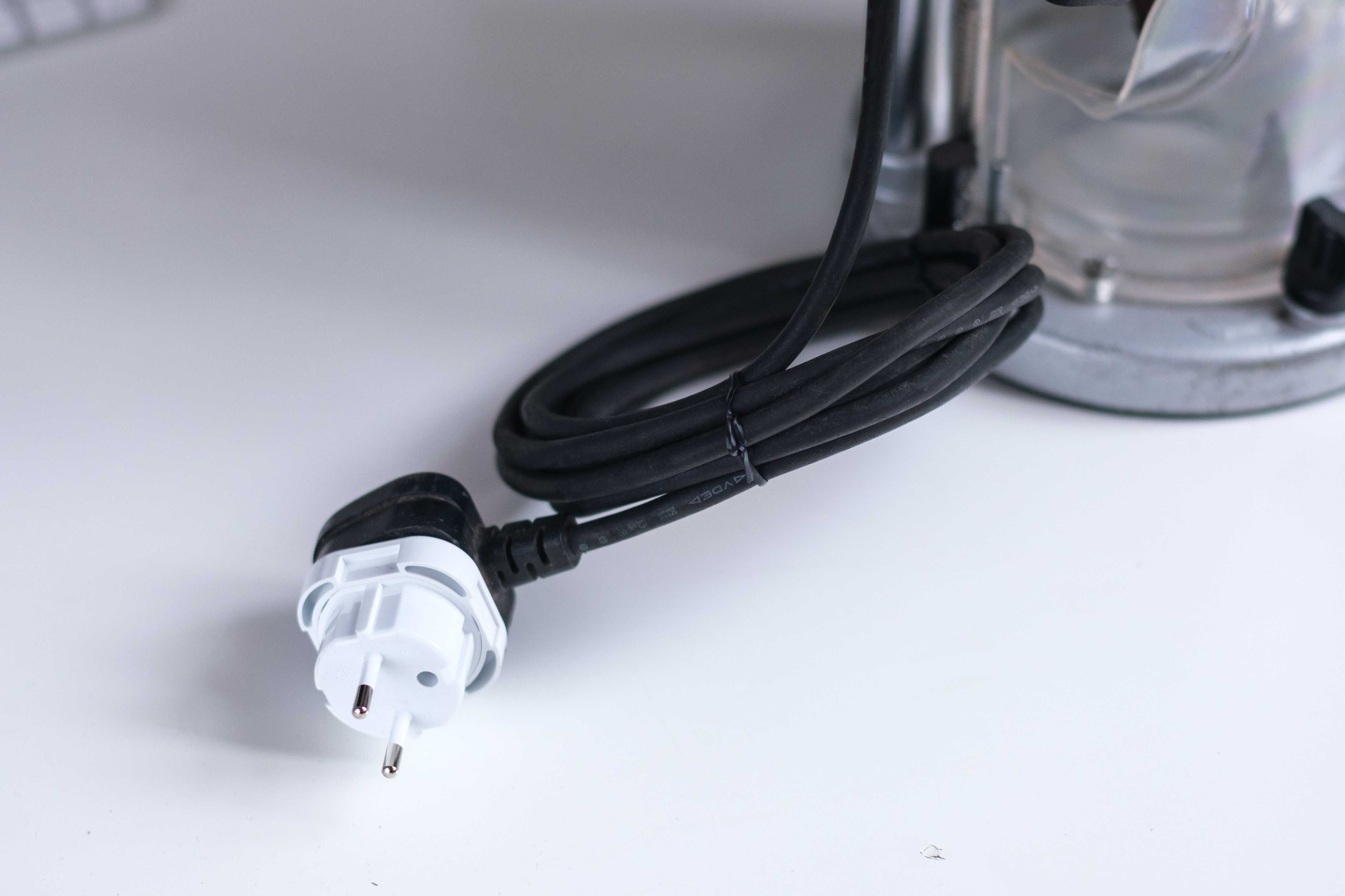 Фрезер занурювальний Triton TRB 001 2000Вт 2000W