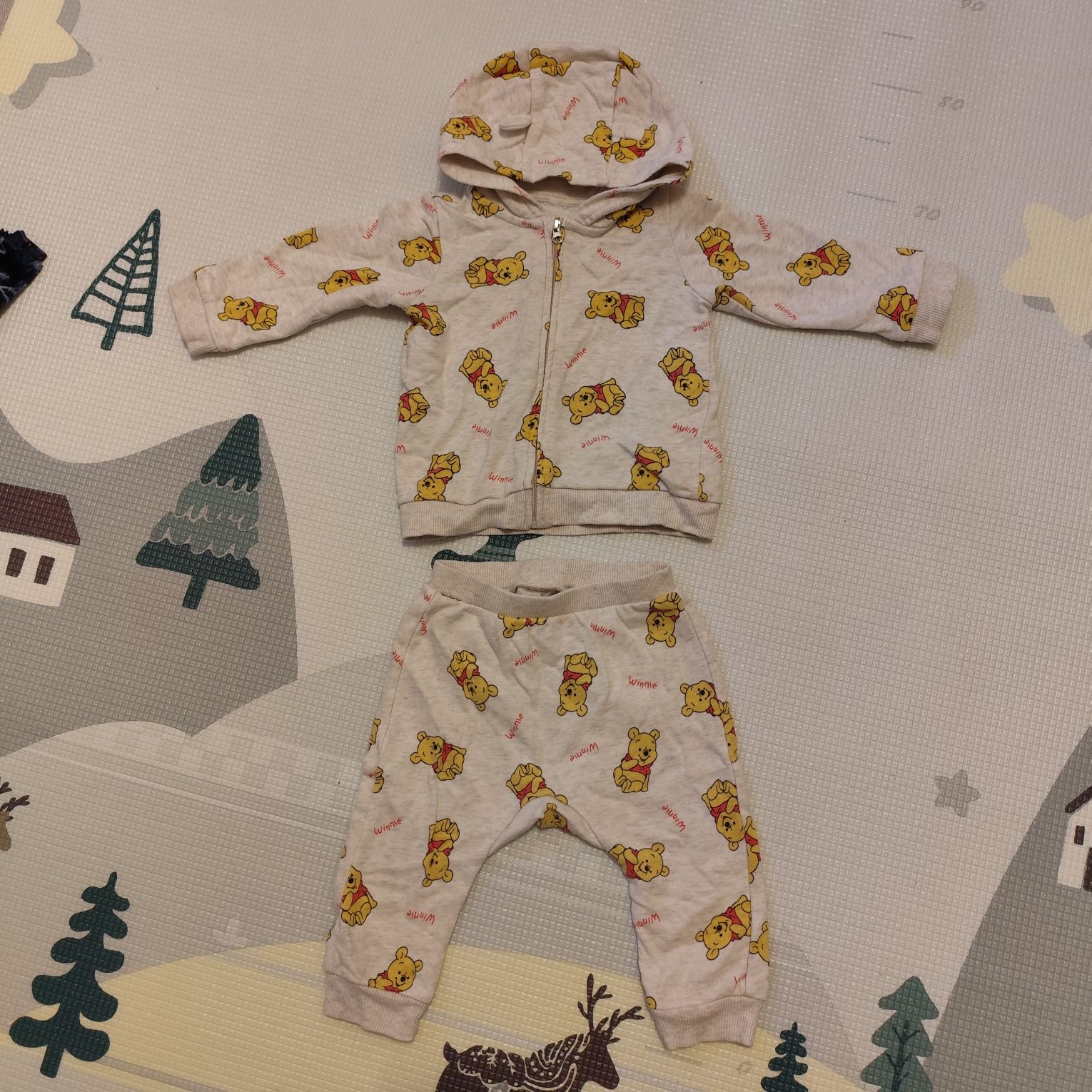 Komplet dresowy H&M Kubuś Puchatek Winnie, rozmiar 62