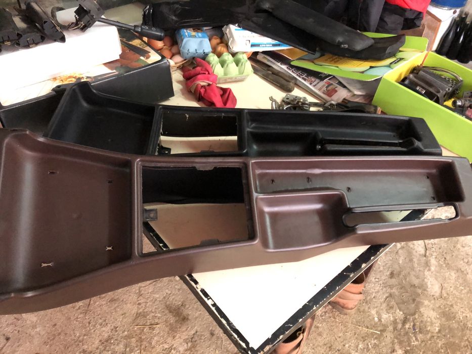 Mercedes 190 (Vário material)