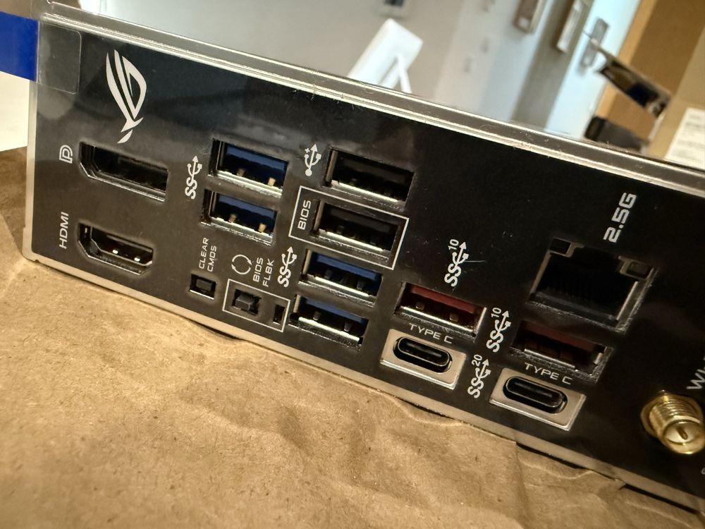 Motherboard ASUS ROG STRIX Z590-F Gaming WiFi