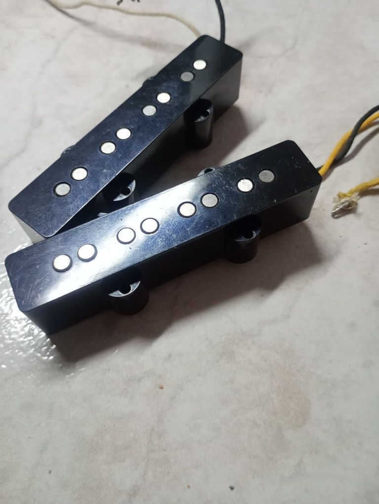 Jazz bass pickups set