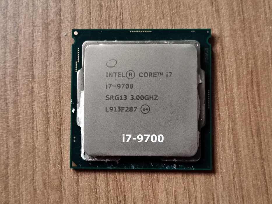 InteL Core i7-9700