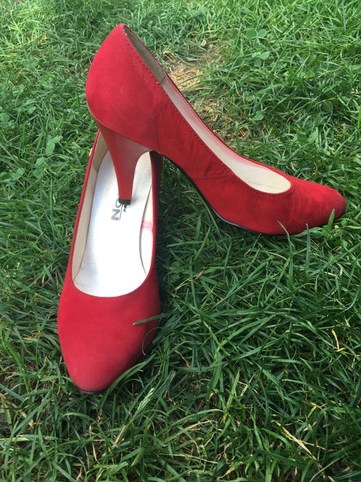 Czerwone szpilki 38 Nodyta