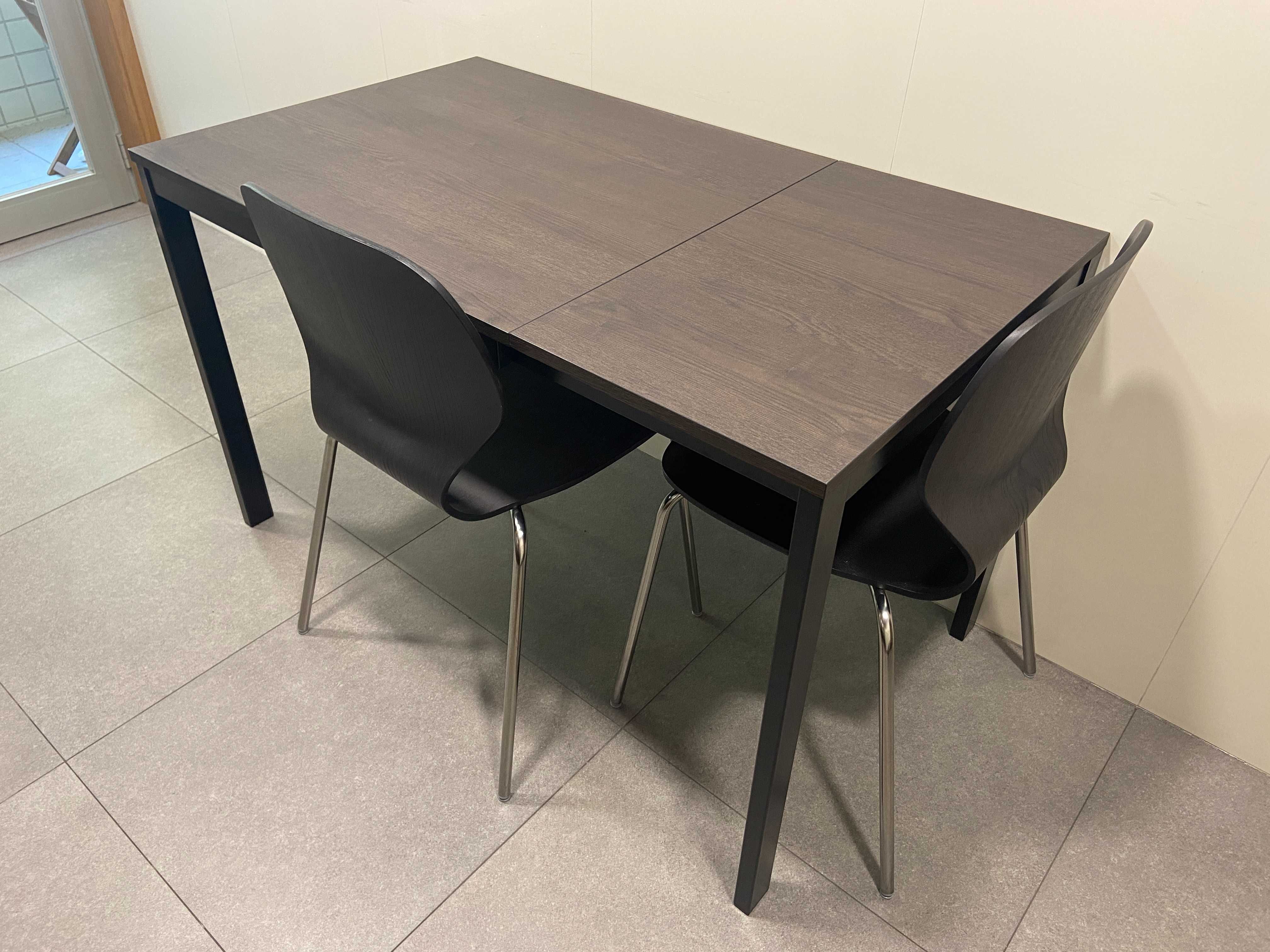 Mesa de Cozinha Extensível IKEA VANGSTA c/ Cadeiras SYGTRYGG