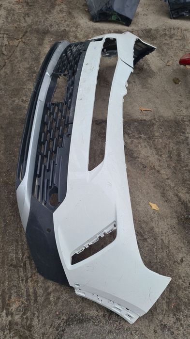 Бампер передний Opel Mokka под небольшой ремонт. Состояние как на фото