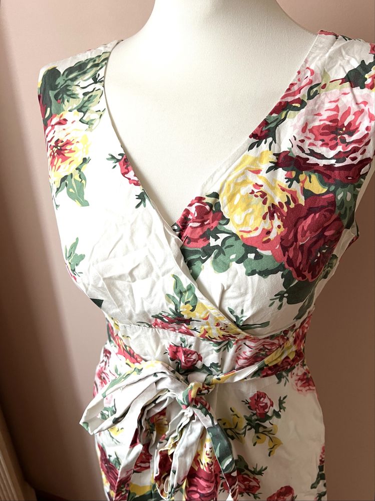 Sukienka w kwiatki kwiaty retro vintage kobieca seksowna na lato
