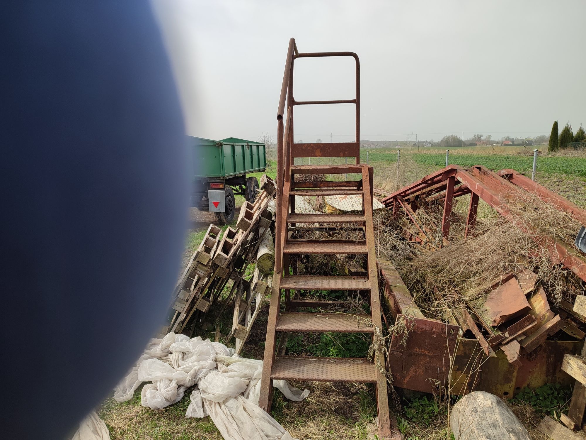 Schody stalowe metalowe, do bina, stodoły, garażu, kotłowni rampa pode