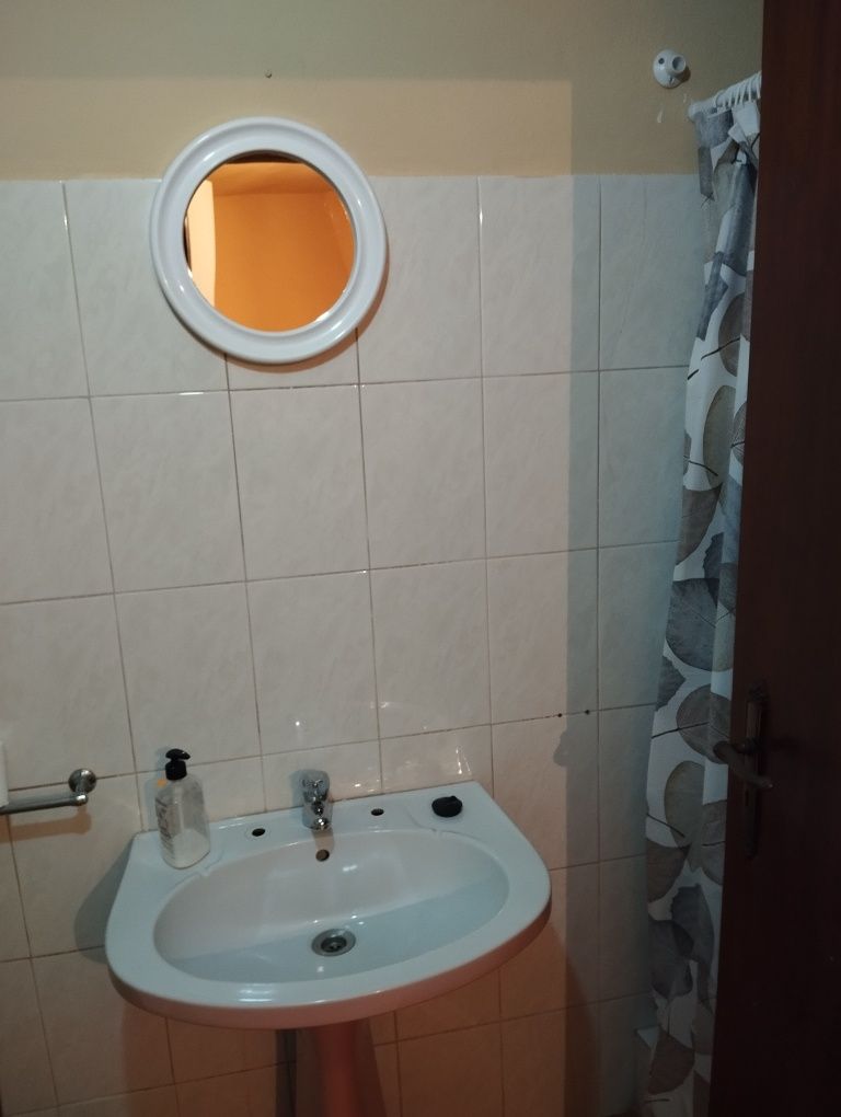 Alugo casa na aldeia dos Fernandes concelho de Almodôvar