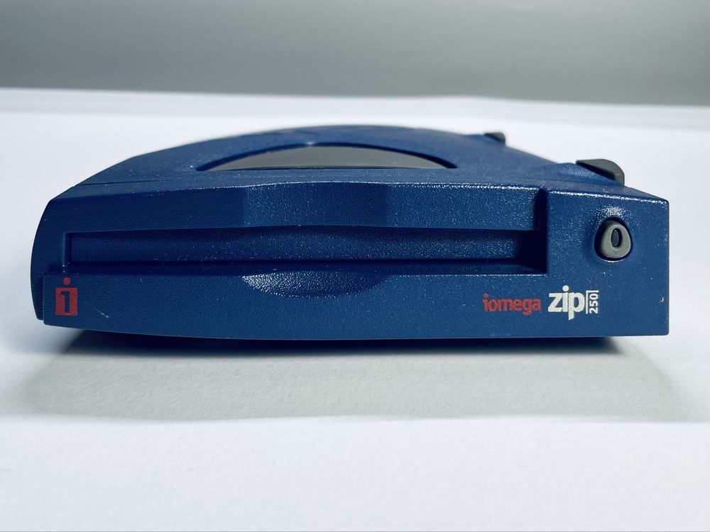 Drive Externa Iomega Zip 250/100 - Com 10 discos extra