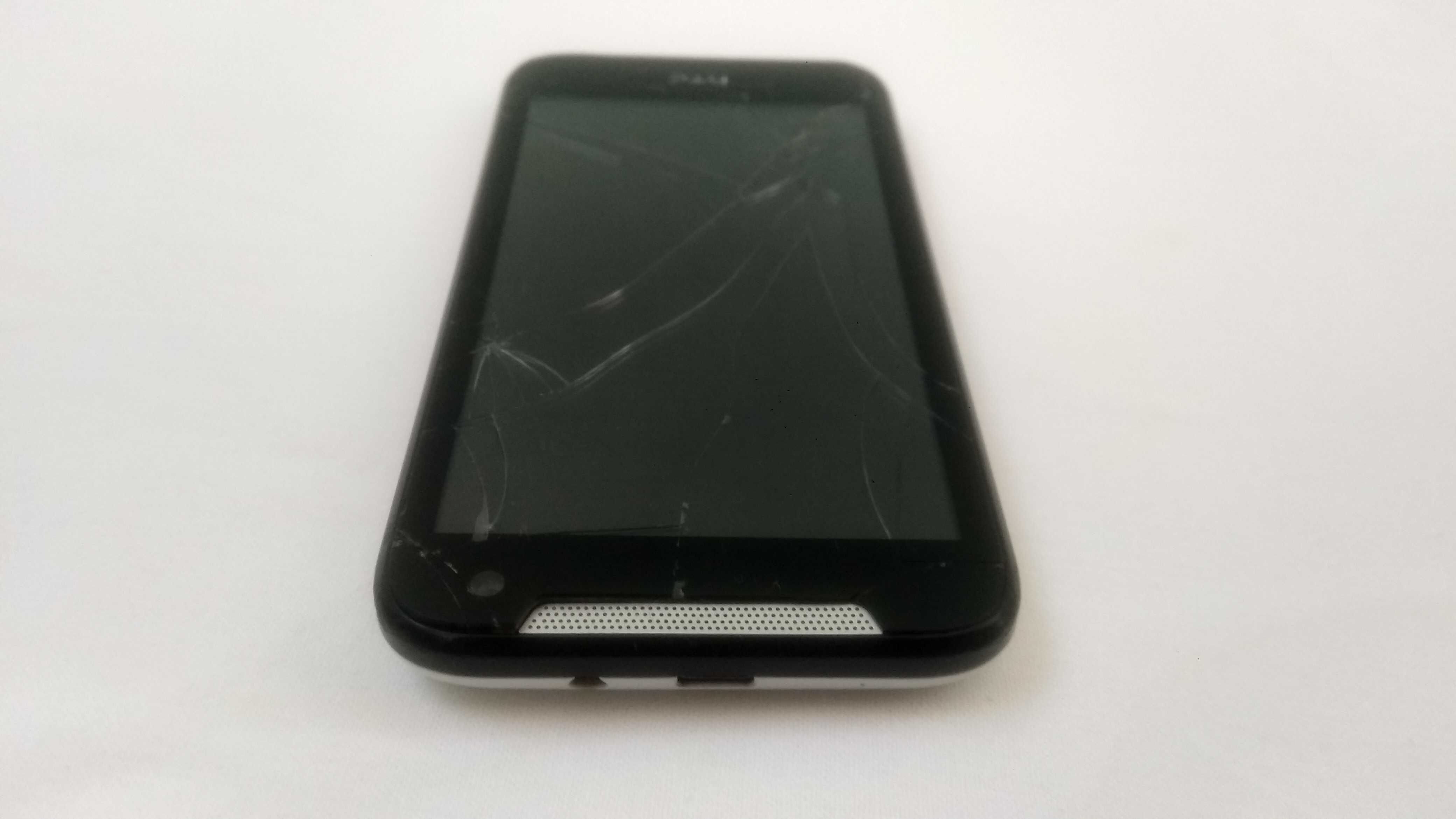 Смартфон HTC Desire 310

Неробочий
