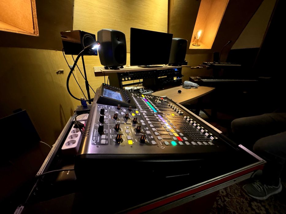 Behringer X32 compact + acessórios