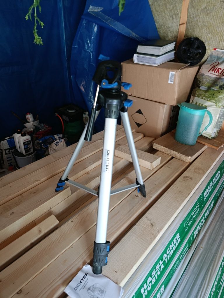 Poziomica laserowa Dexter plus stojak