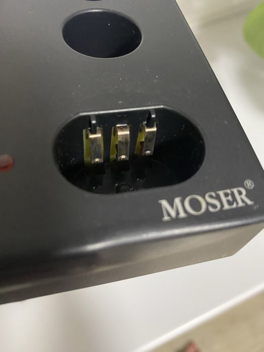 Зарядная станция для машинки MOSER