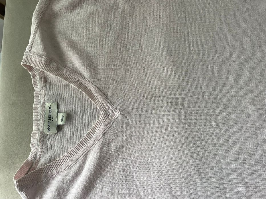 Męski sweter w serek Banana Republic rozmiar L