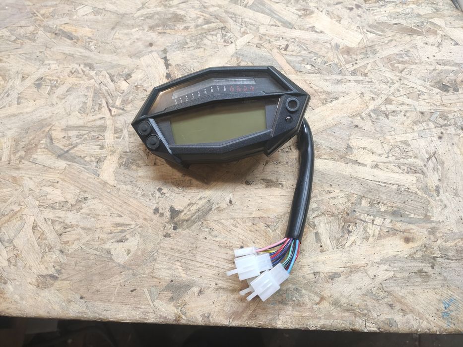 Приборна панель musstang grader 250