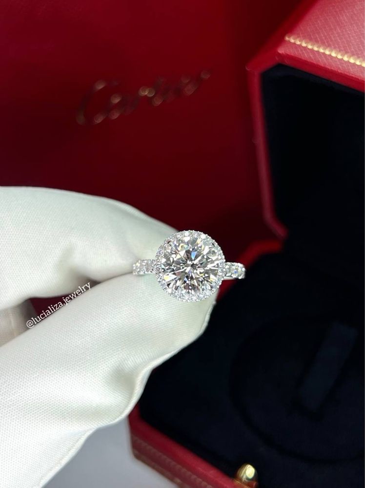 Кольцо в стиле Cartier 750 проба 2.85 ct