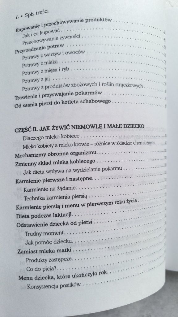 Karmimy małe dziecko Jolanta Zdzienicka