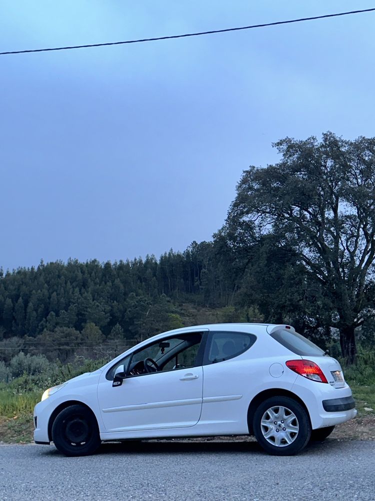 Peugeot 207 1.4hdi 2011 Matricula Francesa