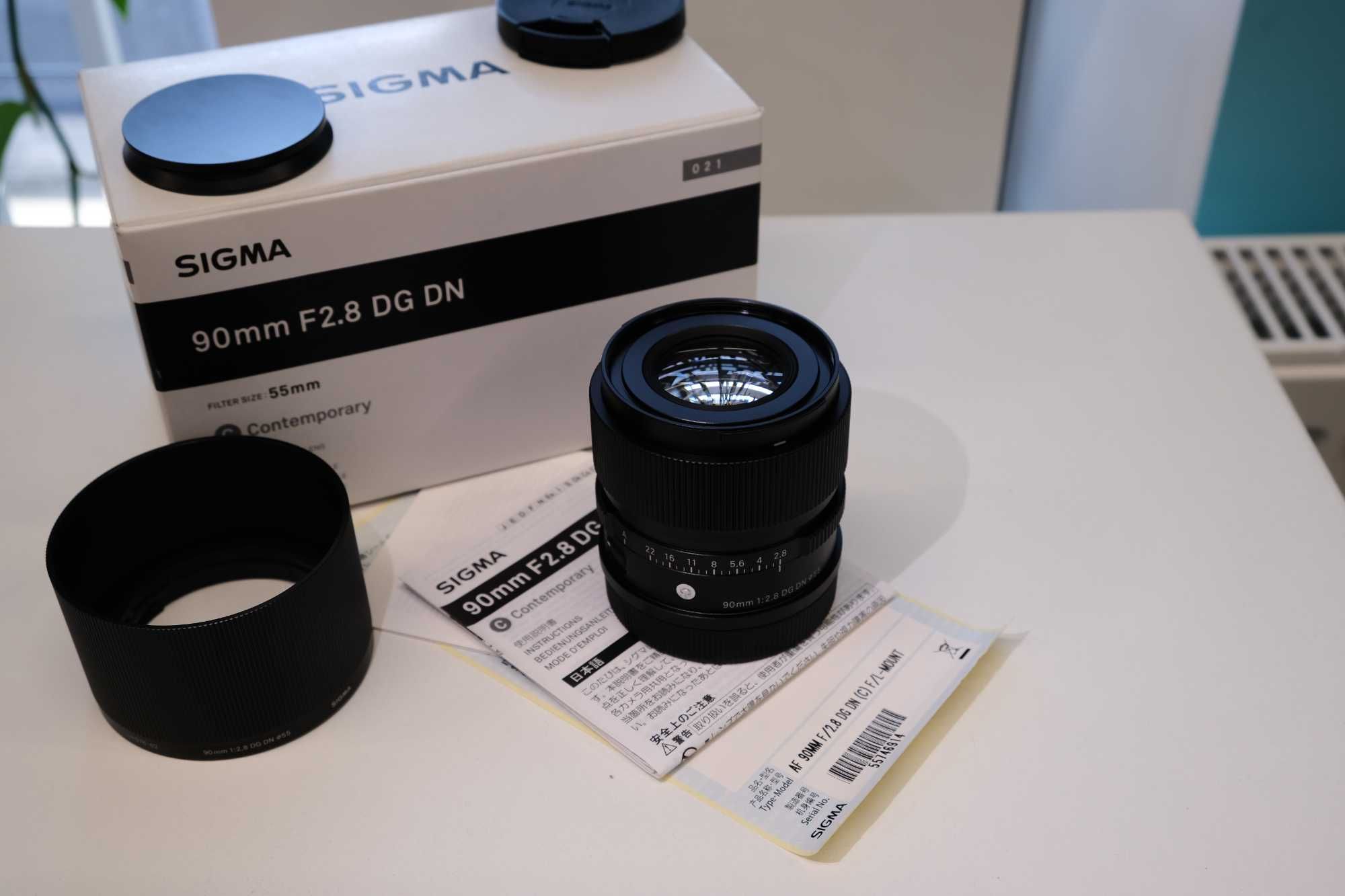 Sigma 90mm f/2.8 DG DN Contemporary (L-mount) | Повний комплект