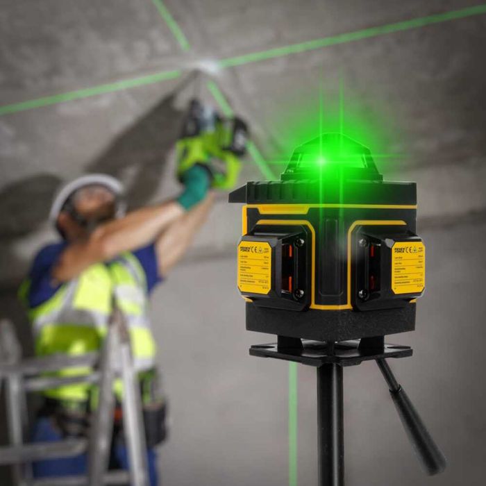 Laser krzyżowy 360° to poziomica laserowa z wyświetlaczem LCD