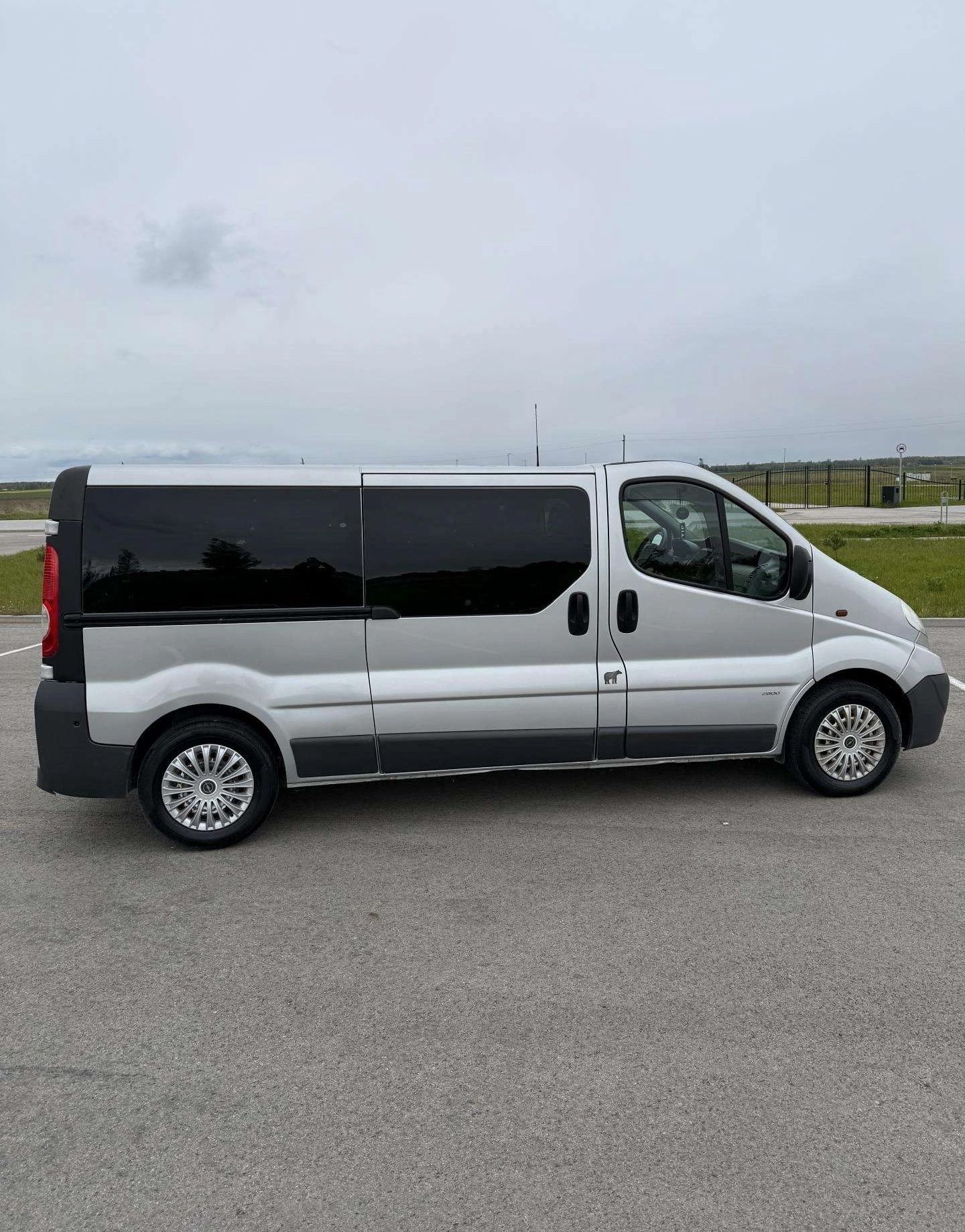 Продаж Opel Vivaro 2012