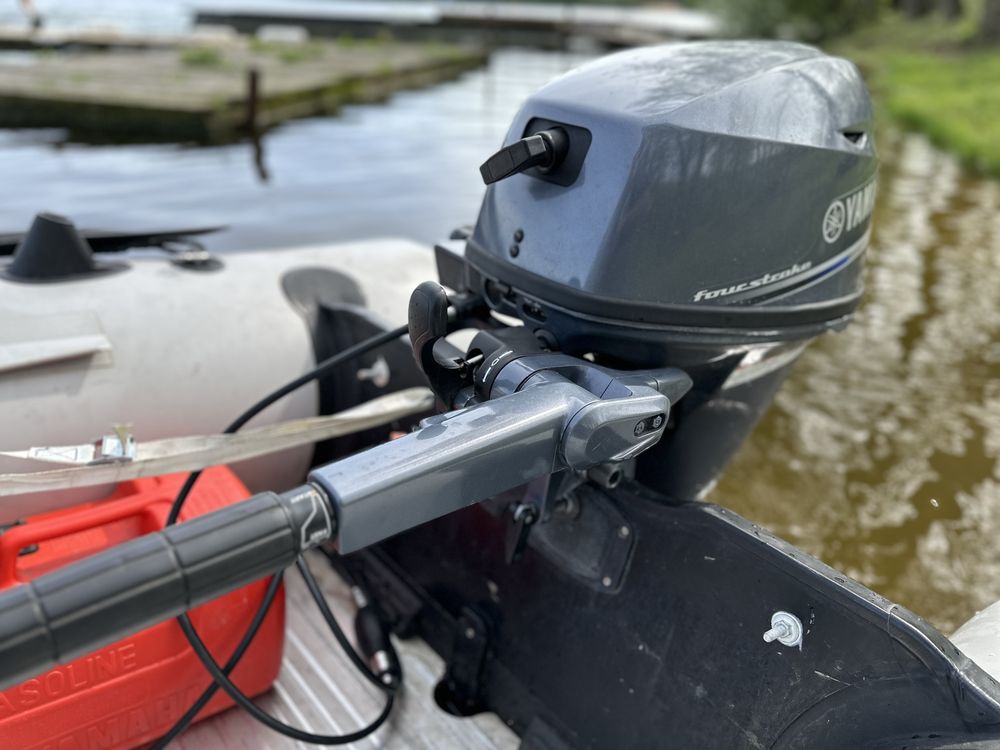 KORMORAN 330 + Yamaha 15  KIL aluminiowa PODŁOGA