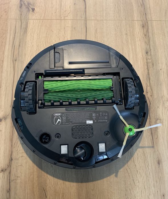 Sprzedam odkurzacz Roomba Combo i8 Robot Vacuum & Mop