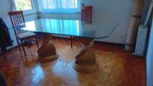 Mesa de sala e cadeiras