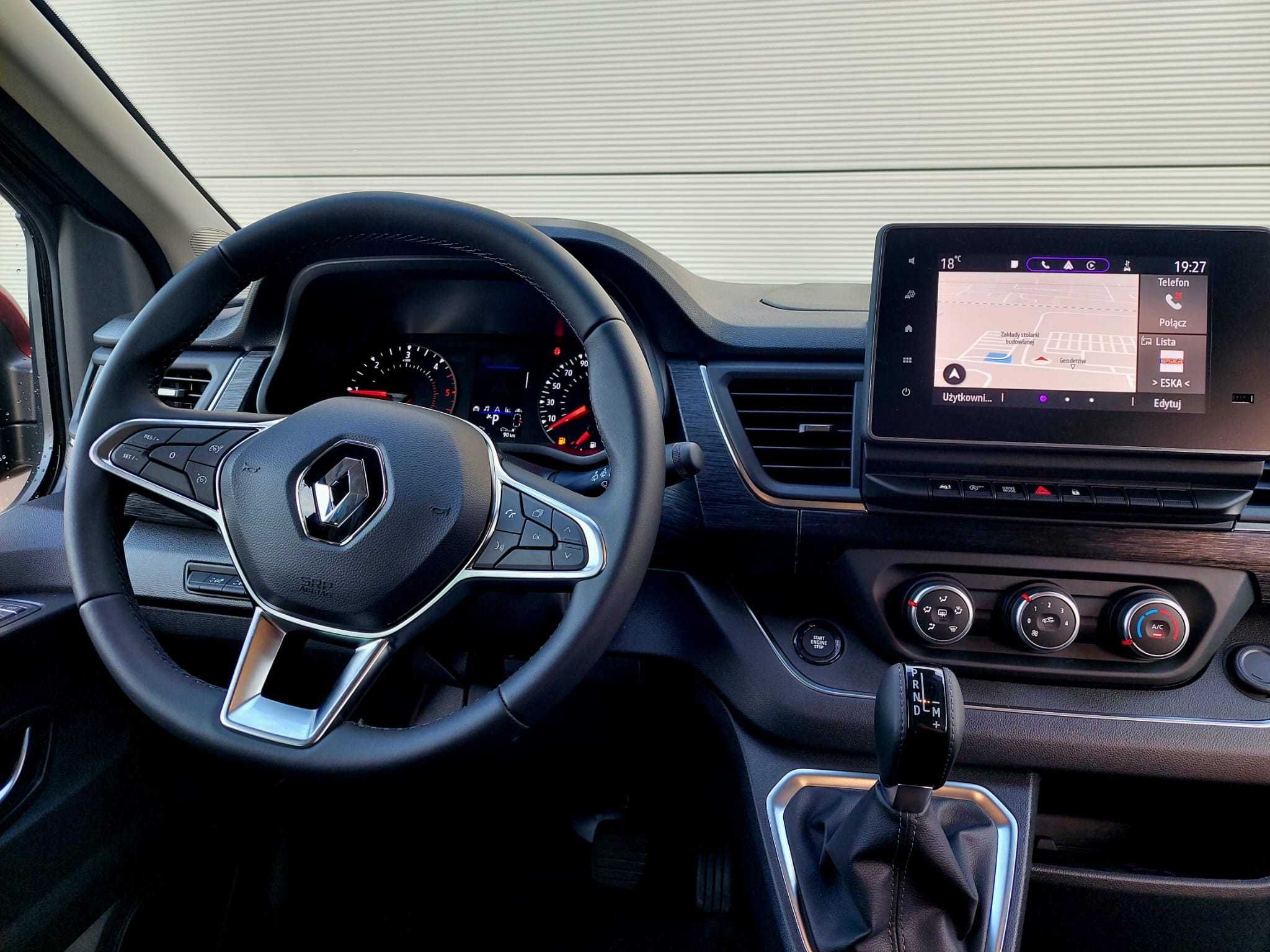 Wynajem busa 9-osobowego Renault Trafic 2.0 2025 extralong