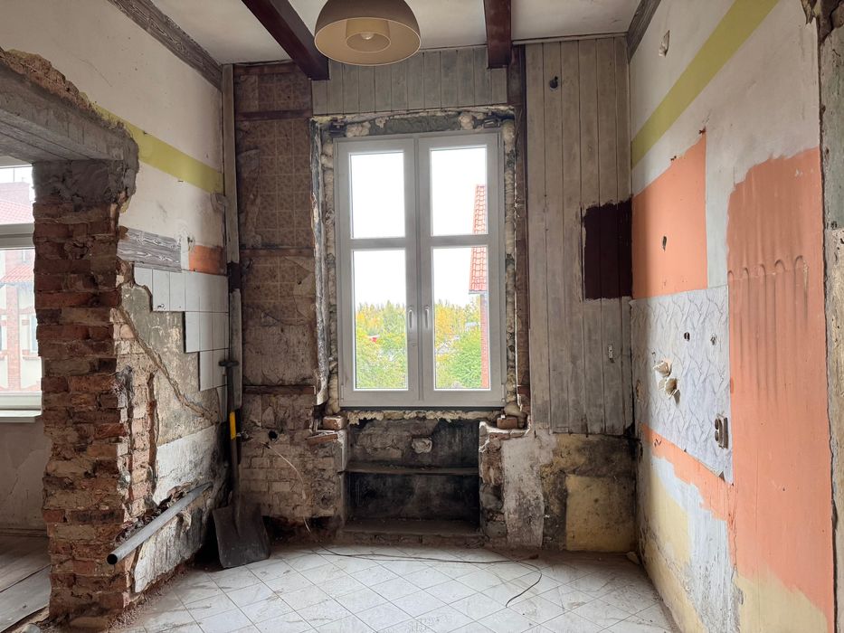 Do remontu! Łazarz, 2 pokoje, 2 piętro, pełna rewitalizacja kamienicy