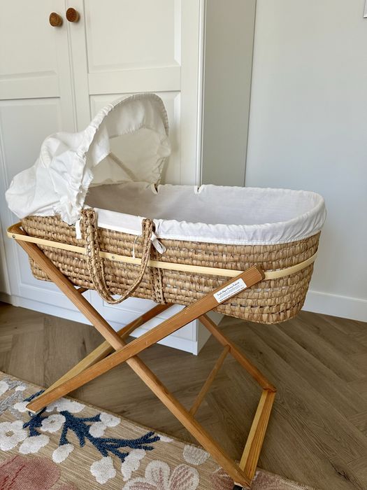 Kosz mojżesza na kółkach