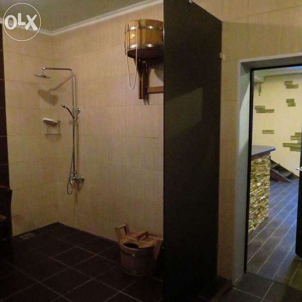 Дом посуточно Осокорки 5 мин . Баня, камин, батут