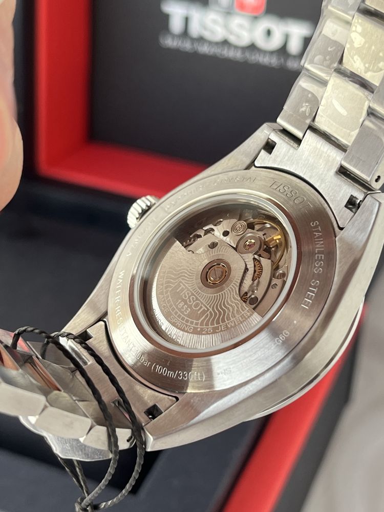 Годинник Tissot Gentleman Silicium T127.407.11.031.00