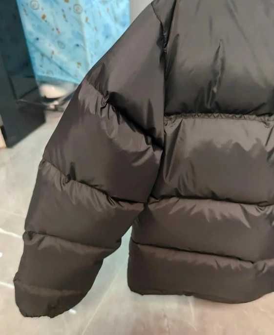 Czarna-kurtka -ITNFI- NorthFace-700-Rozmiary-S