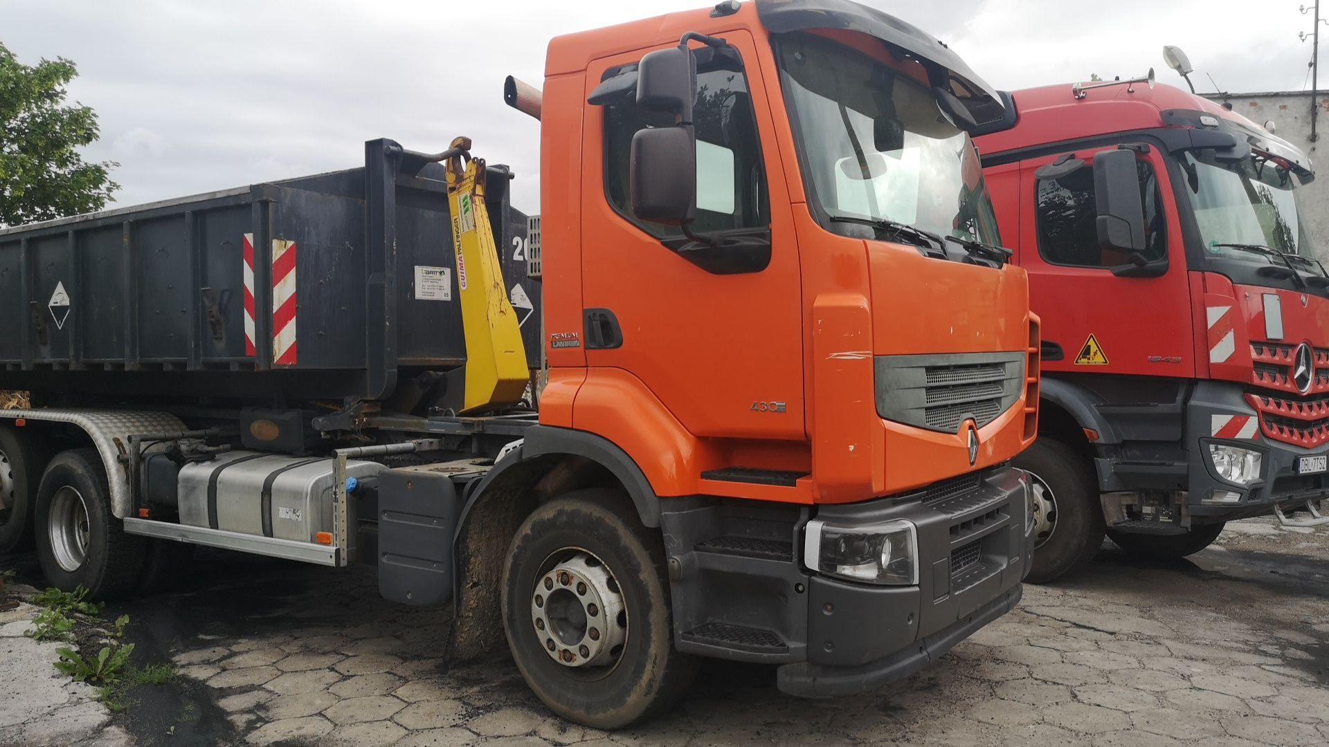 Renault Lander 460dxi hakowiec Volvo silnik i autom. Miejsce na Hds