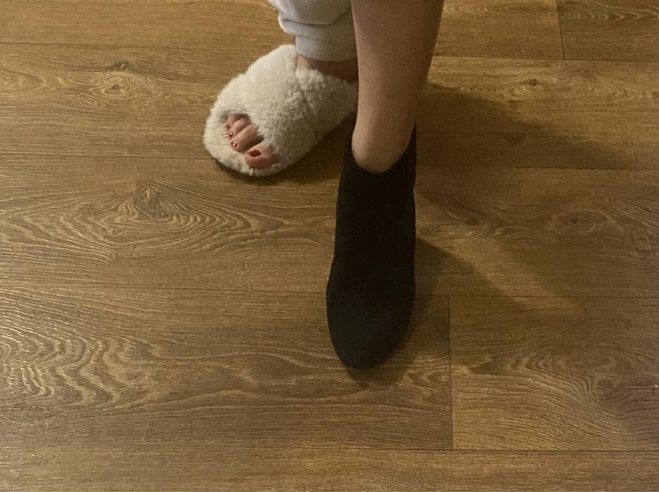 Ботінки ботильфони на каблуку