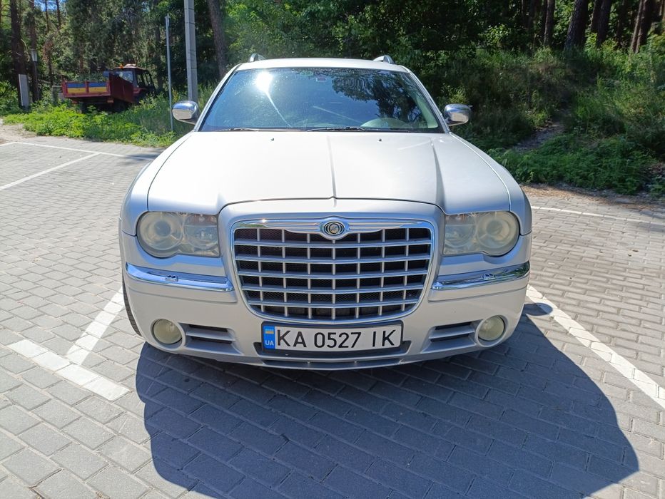 Chrysler 300c touring 3.5 v6 awd