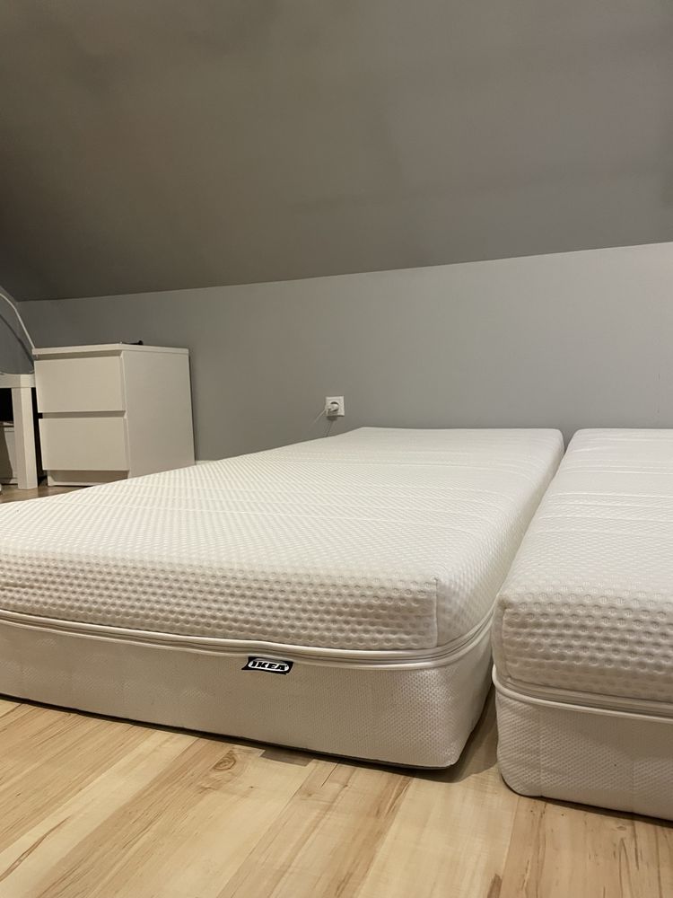 Dwa materace piankowe 80x200, twardy i średnio twardy
