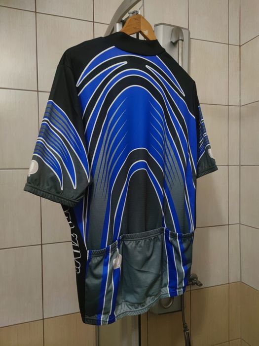 bluzka koszulka tshirt L ciemna czarna niebieska Włoska Pearl Izumi e