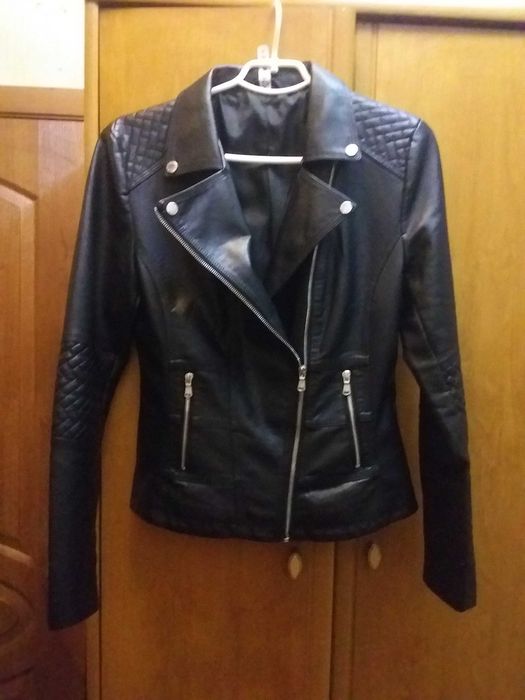 Куртка косуха черная Весна/Осень