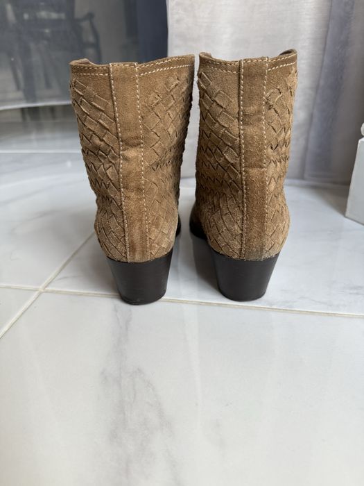 Ковбойки Bottega Veneta замшеві. Оригінал