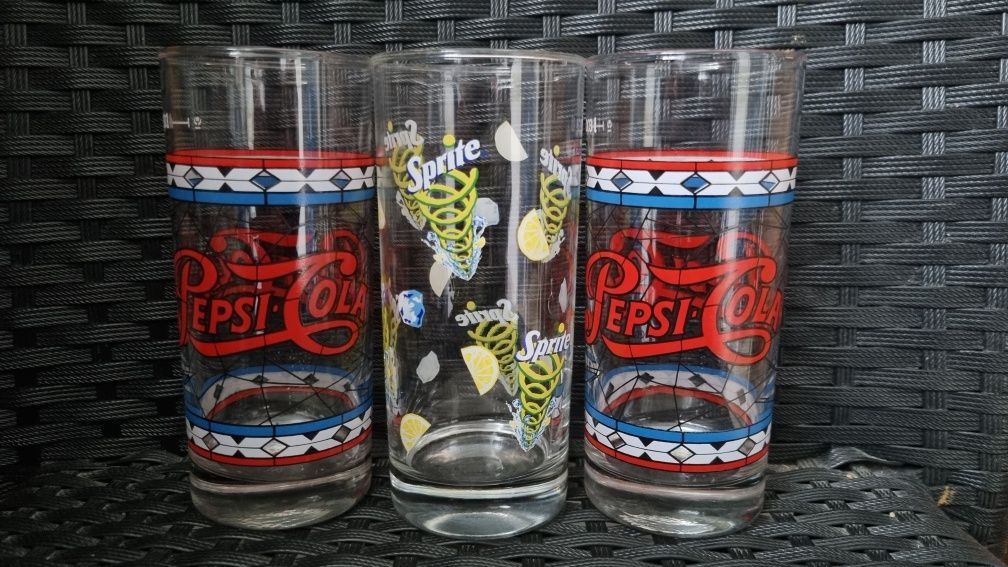 Kolekcja Pepsi.cola i sprite szklanki