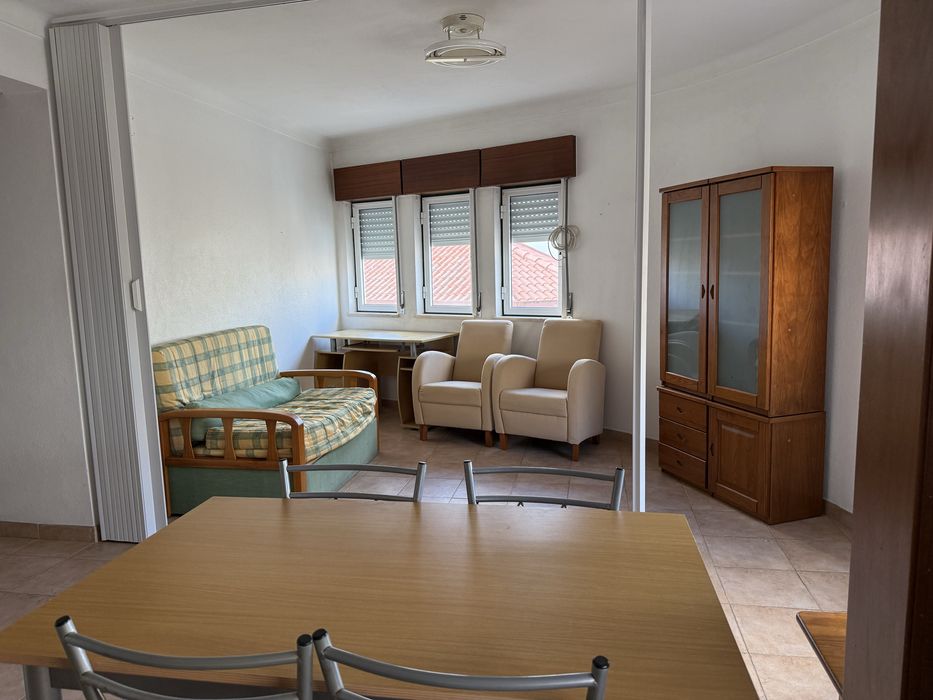Apartamento T1 - Caldas da Rainha