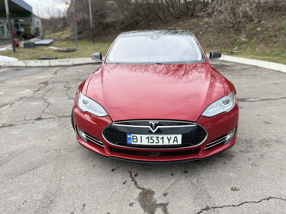 Tesla model S 85 kW