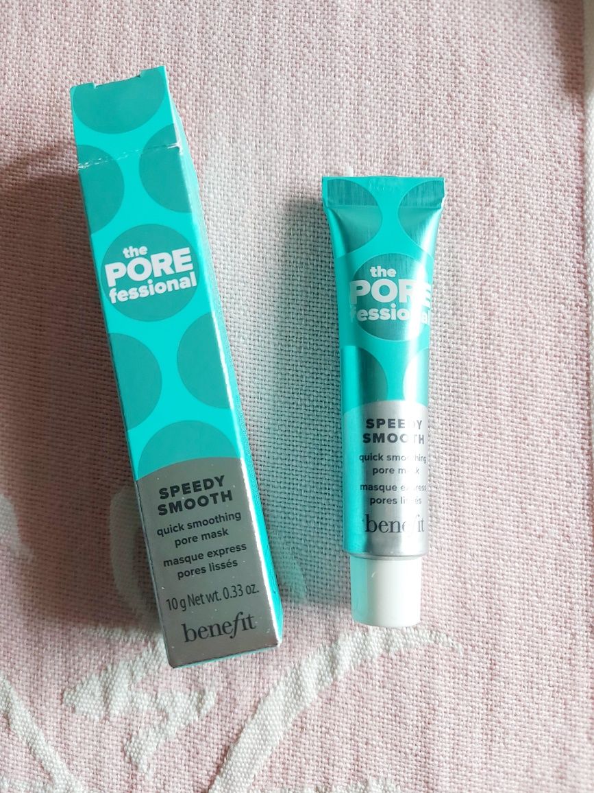 Benefit Speedy smooth